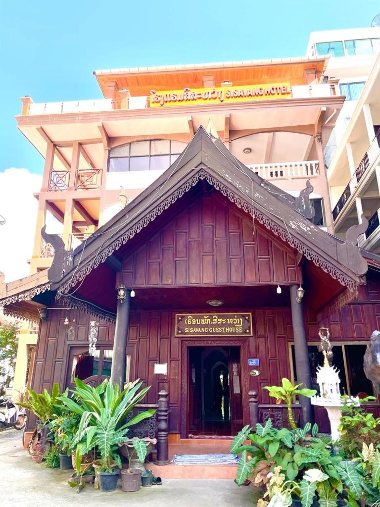 Sisavang Hotel Vang Vieng Esterno foto